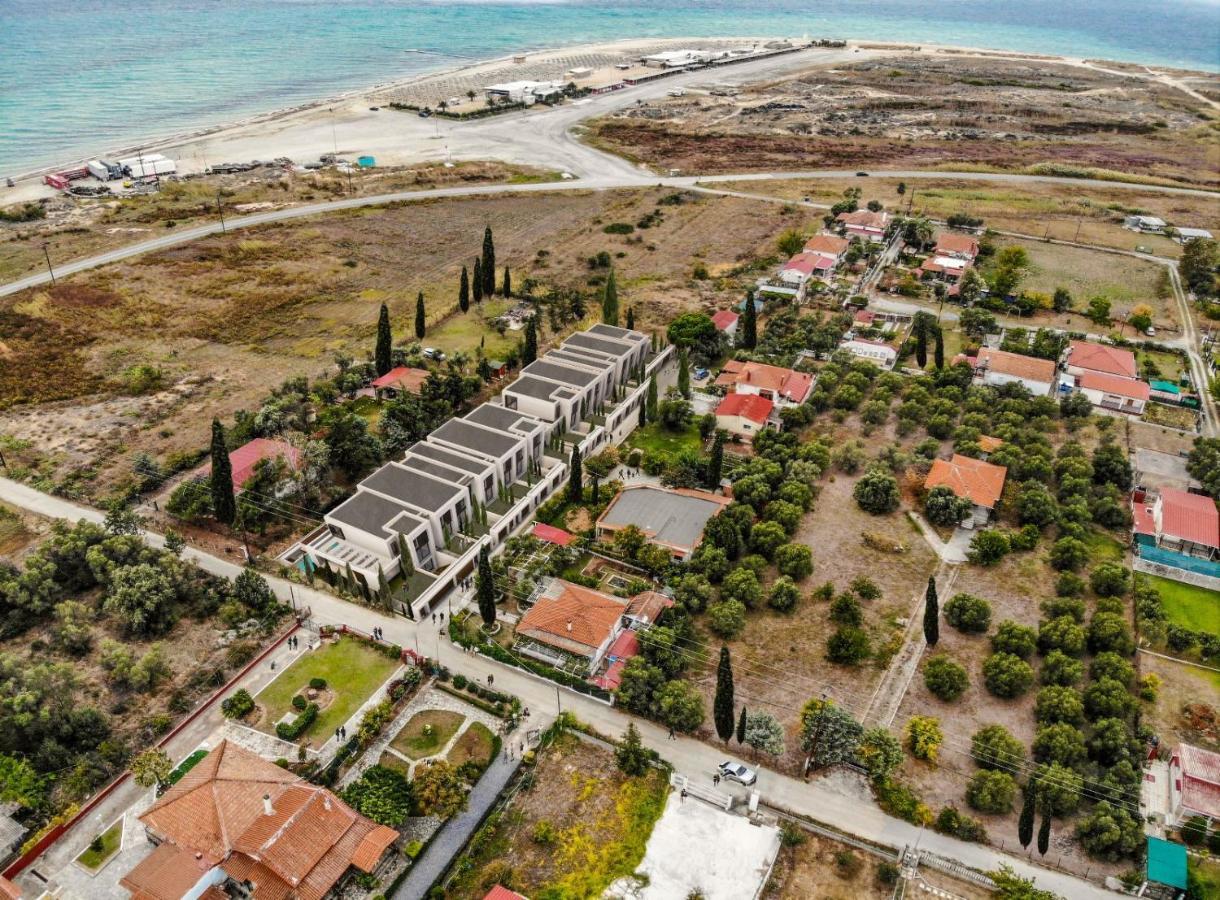 Serene Seafront Villas Nea Iraklia Esterno foto